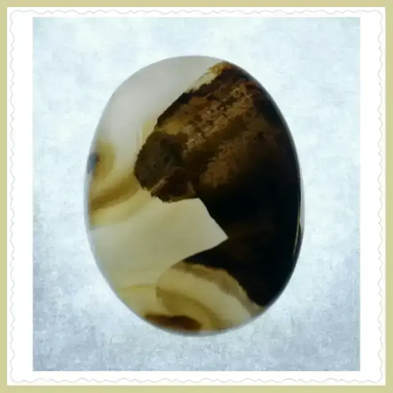 الخيل المبتسم 